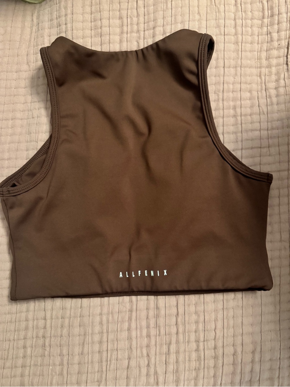 Allfenix Women’s Brown High-Neck Racerback Crop Tank